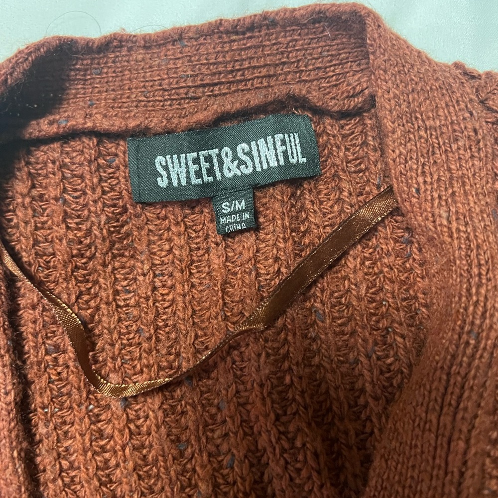 Cardigan - Picture 4 of 5